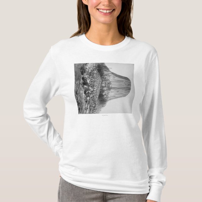 Djävulen torn från väster med stupat tee shirt (Framsida)