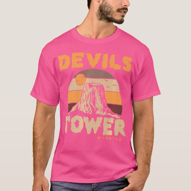 Djävulen Torn Wyoming Hiking Camping Mountains T Shirt (Framsida)