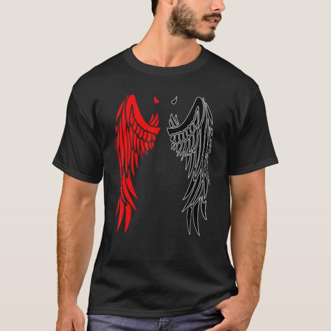 Djävulen Vingar, horn i rött bak på Demon T Shirt (Framsida)