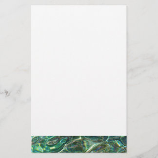 Djup grönt färsk vatten