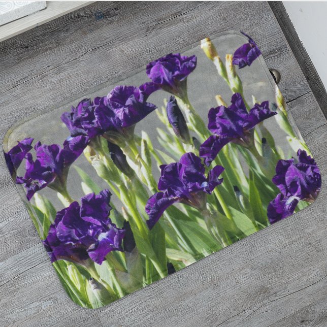 Djup Lila Irises Blommigt Badrumsmatta (In Situ)