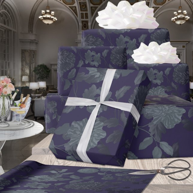 Djup Lila Ombre Modern Vintage Blommigt Presentpapper (Skapare uppladdad)