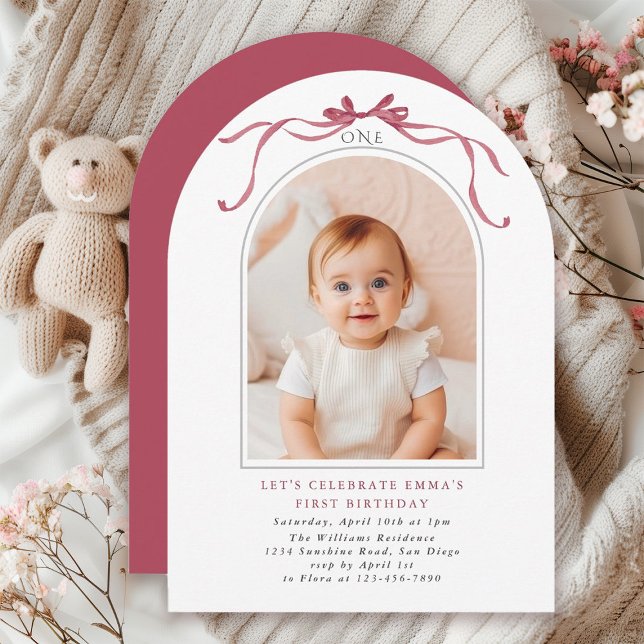 Djup rosabåge flicka 1-års födelsedagsbåge foto inbjudningar (Skapare uppladdad)