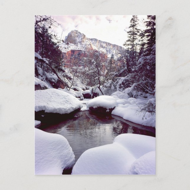 Djup snö vid Mitten Emerald Bassäng Vykort (Framsida)