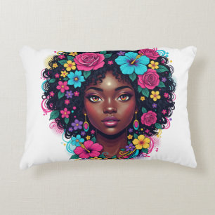 Djup svart kvinna med ljust blomsterprytt afro prydnadskudde