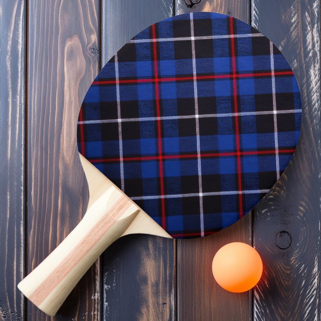 Djup vinröd karotröja pingisracket (Skapare uppladdad)