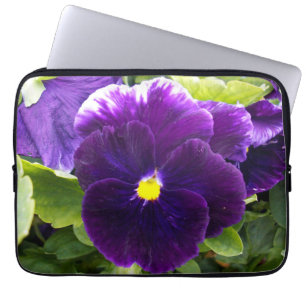 Djupa Lila Pansies Laptop Sleeve