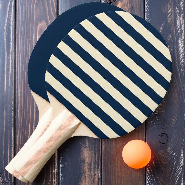 Djupblå Poloskjorta med Ränder och Enfärgad Pingisracket (Skapare uppladdad)