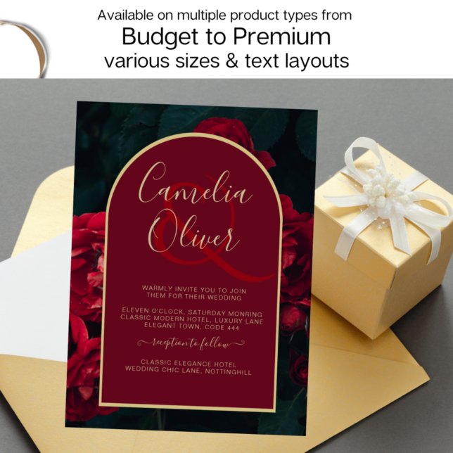 Djupt röda rosor Skoggrön vinterbröllop Inbjudningar (Skapare uppladdad)