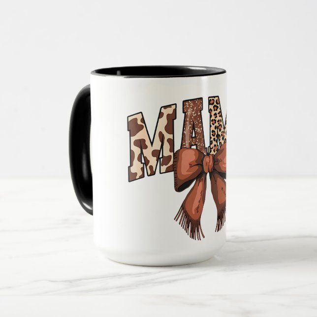 Djurtryck MAMA-bokstäver med Brun Slöja Mugg (Framsida vänster)