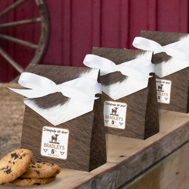 Djurtryck Nötkreatur Stampad Brun Födelsedag Presentaskar (Skapare uppladdad)