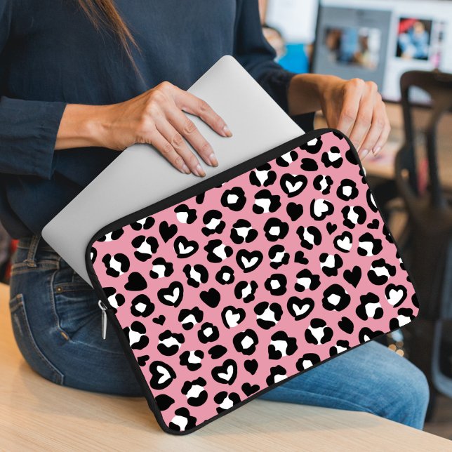 Djurtryck, Rosa Leopard, Cheetah Spots, Hearts Laptop Fodral (Skapare uppladdad)