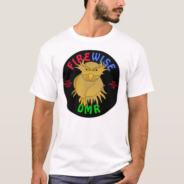 DMR. Brandvis Uggla T-shirt (svart bakgrund) (Framsida)