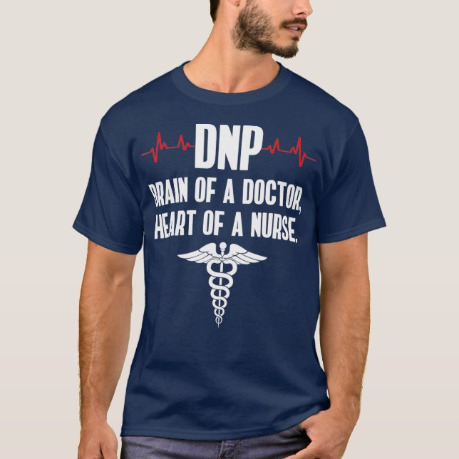 DNP Doktor of Nursing Practice Brain RN Nurse T Shirt (Framsida)