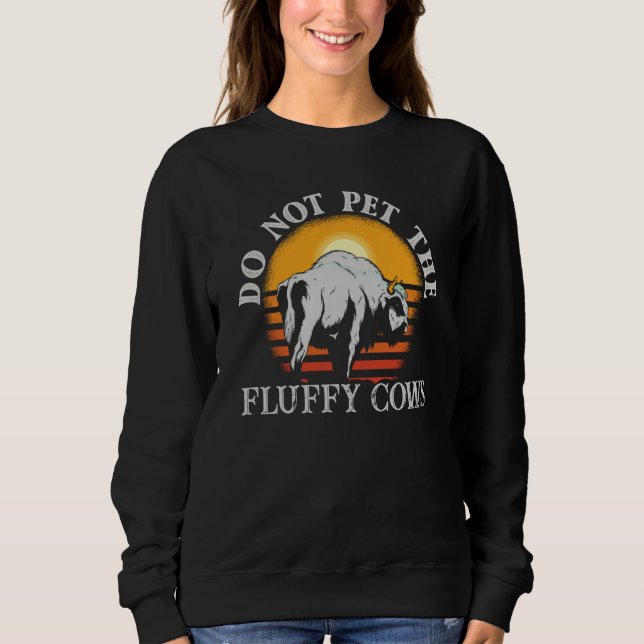 Do Not Pet The Fluffy Cows Men Women Sunset Bison  T Shirt (Framsida)