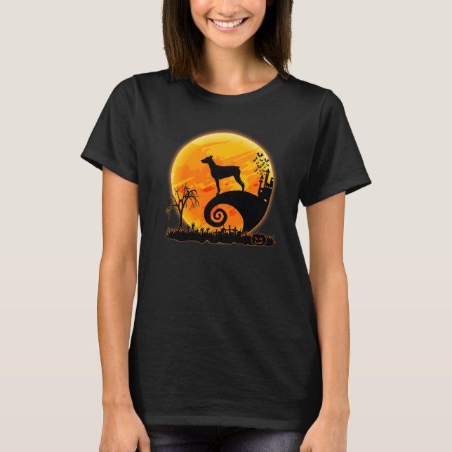 Doberman Dog And Moon  Scary Halloween Costume T Shirt (Framsida)
