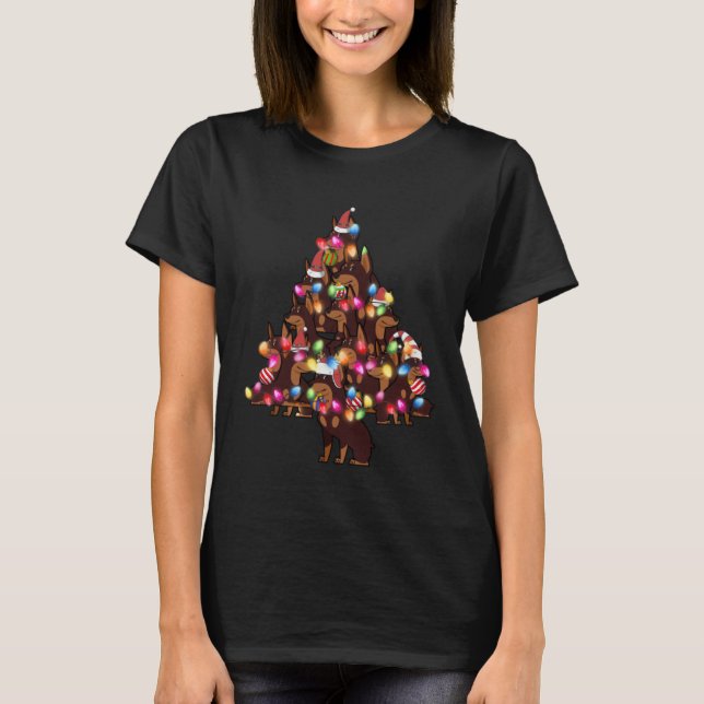 Doberman Dog   Cute Hat Xmas Tree Pile T Shirt (Framsida)
