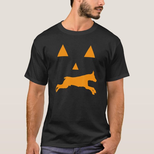 Doberman Halloween Spooky Ansikte Hund Classic T Shirt (Framsida)