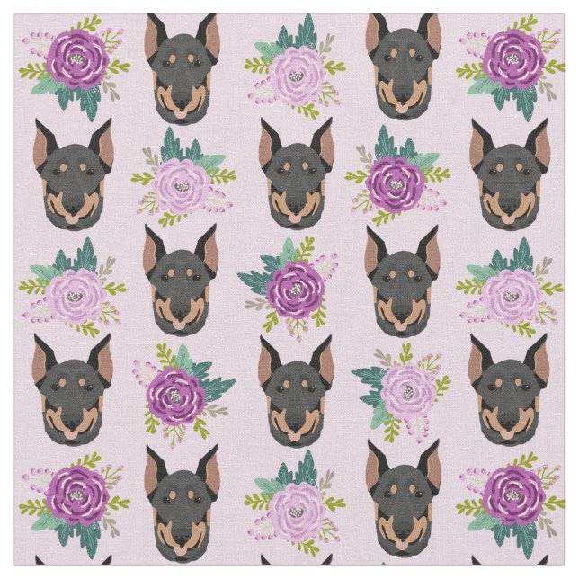 Doberman hund lavender blommigt tyg (Närbild)