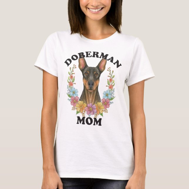 Doberman Mamma Alltid T Shirt (Framsida)