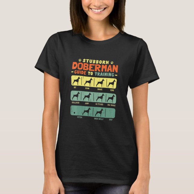 Doberman Mamma Pappa Egensinnig Tricks T Shirt (Framsida)