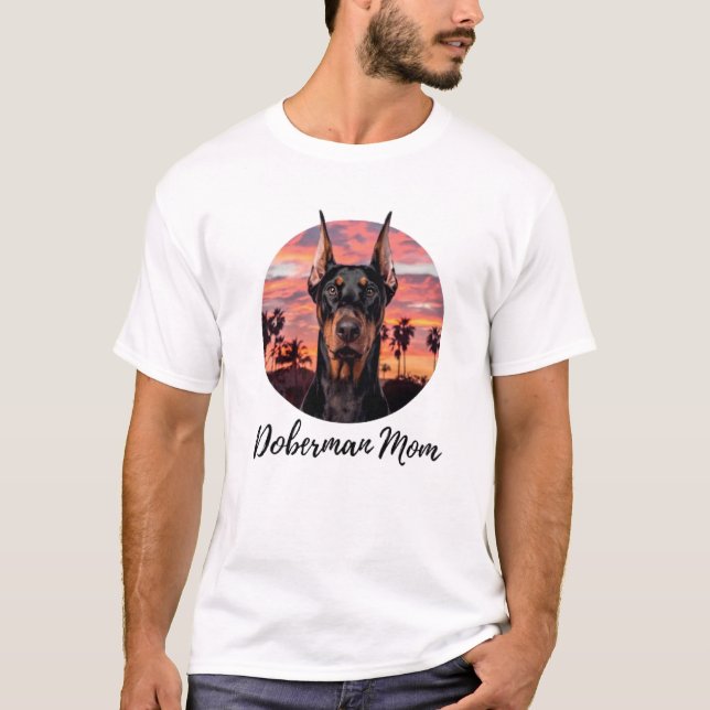 Doberman Mamma T Shirt (Framsida)