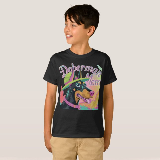 Doberman Mamma T Shirt (Hel framsida)