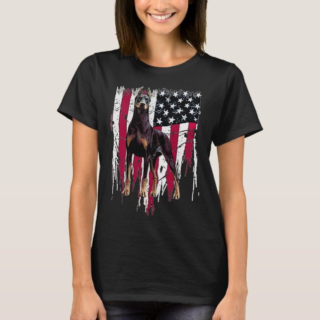 Doberman Pinscher American Flagga Usa Fantastisk T Shirt (Framsida)