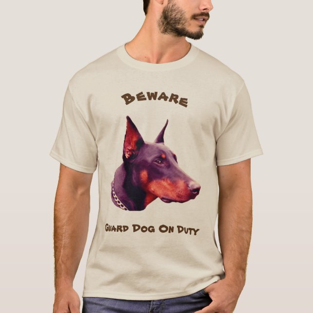 Doberman Pinscher Beware Funny T Shirt (Framsida)