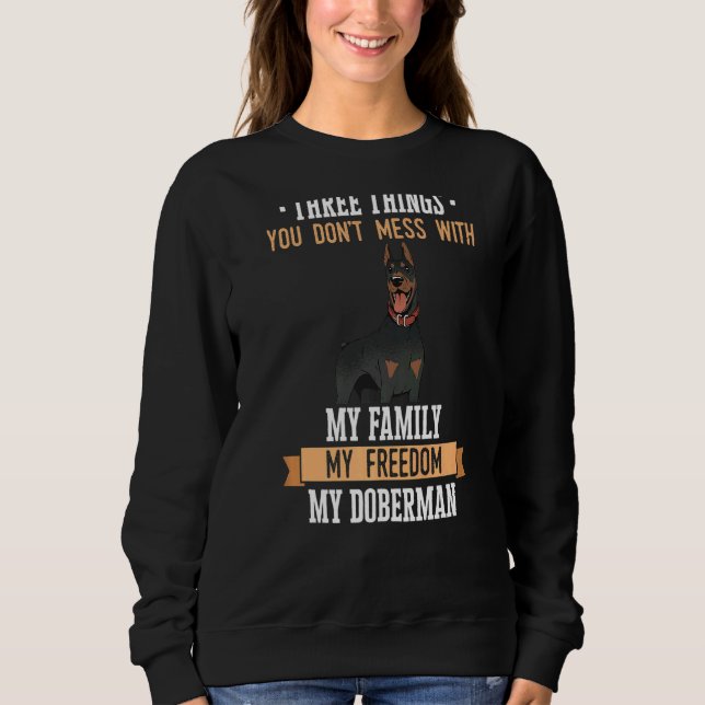 Doberman Pinscher Hund T Shirt (Framsida)