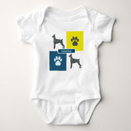Doberman Pinscher Hund & Tass Gult & Blue Grid T Shirt