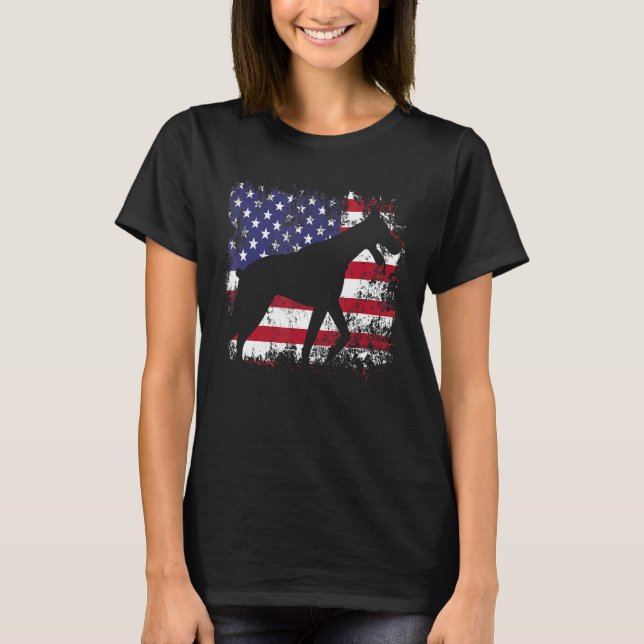 Doberman Pinscher Patriotic American Flagga T Shirt (Framsida)