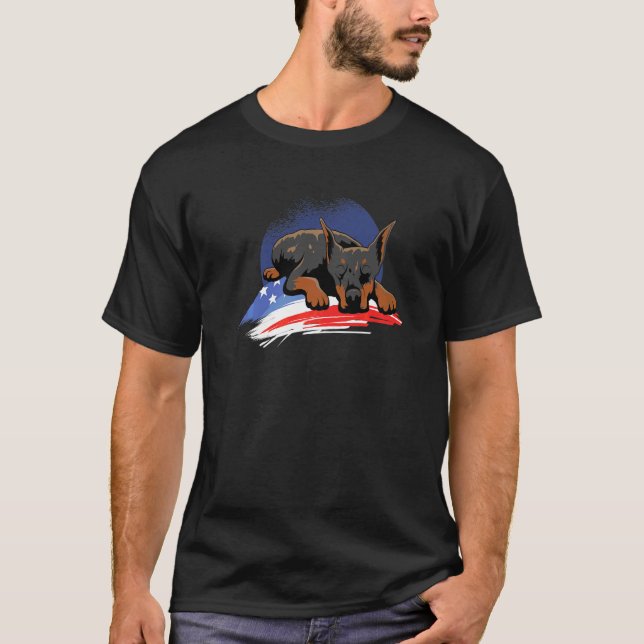 Dobermann Hundras 37 T Shirt (Framsida)