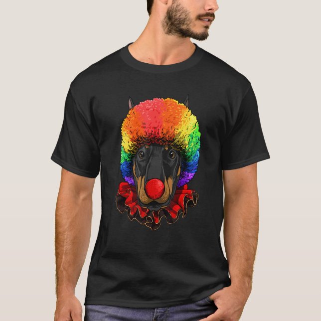 Dobermann Pinscher Clown Carnival Circus Personal  T Shirt (Framsida)