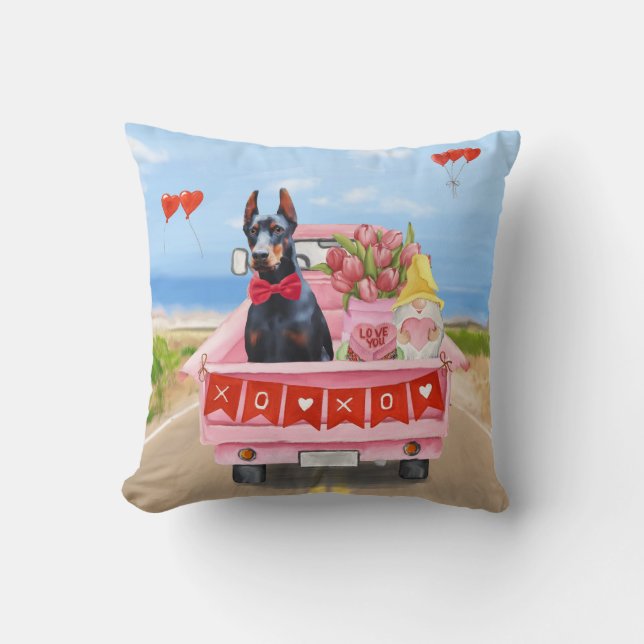 Dobermann Valentine Day Lastbil Hjärtan  Kudde (Framsida)