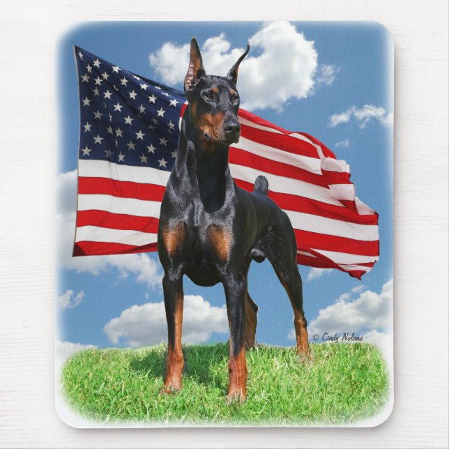 DobermanPinscher med flaggamousepad Musmatta (Framsidan)