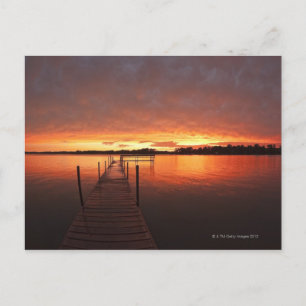 Dock vid solnedgång på Sjö Minnetonka, MN. Vykort