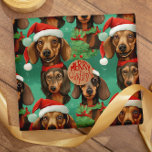 Docka Halls med Dachshunds sömlösa mönster Presentpapper<br><div class="desc">Ta upp fjällsäsongens magi med vår Digital Art Dachshund i Pappra julafton! Njut av julstämningen som vår beundransvärda dachshund, försedd med en glad helgdag, ger dina gåvor en lekfull beröring och ser till att varje present blir lika hjärtskärande på utsidan som på insidan. Kolla in DogSassy-design för ännu mer festive...</div>