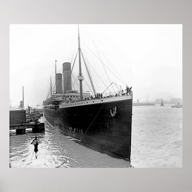 Docking RMS Oceanic Poster (Framsidan)