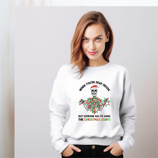 Död inuti häng, ljus skelett lustigt t shirt (Skapare uppladdad)