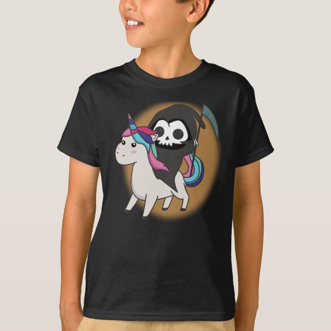 Död Riding Unicorn Funny Unicorns Rainbow T Shirt (Framsida)