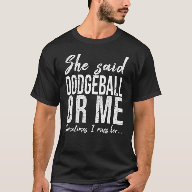 Dodgeball rolig sportgåva t shirt (Framsida)