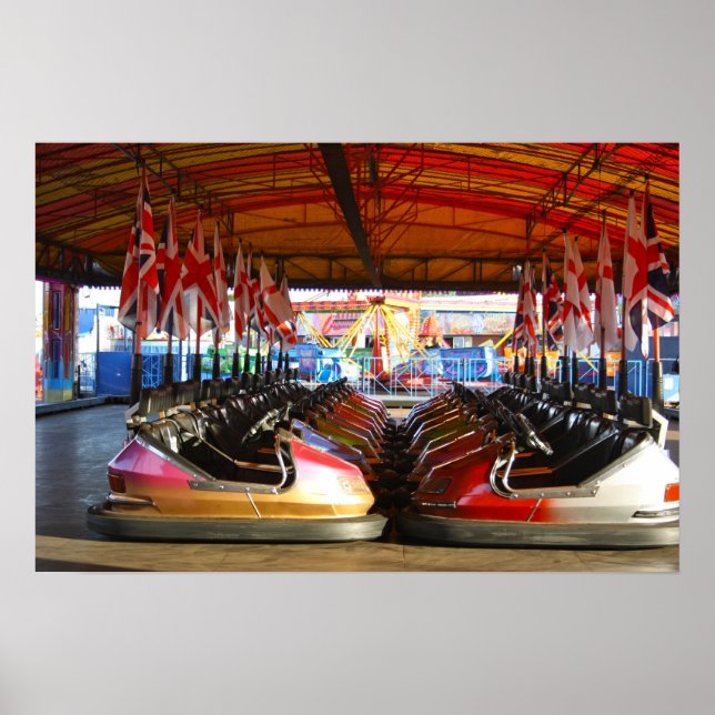 Dodgem Cars at Funfair Print Poster (Framsidan)