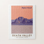 Dödsdalen nationalpark Mojave Desert Travel Pussel<br><div class="desc">Design för vektorgrafik i Dödsdalen. Parken är känd för Titus Canyon,  med en spökstad och färglöst sten,  och Badwater Basin,  Nordamerikas lägsta salthalt.</div>