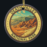 Dödsdalen nationalpark Vintage resor Art Julgransprydnad Keramik<br><div class="desc">Design för vektorgrafik i Dödsdalen. Parken är känd för Titus Canyon,  med en spökstad och färglöst sten,  och Badwater Basin,  Nordamerikas lägsta salthalt.</div>