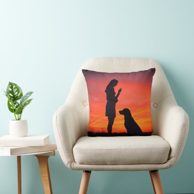 dog and girl Throw Pillows Kudde (Stol)