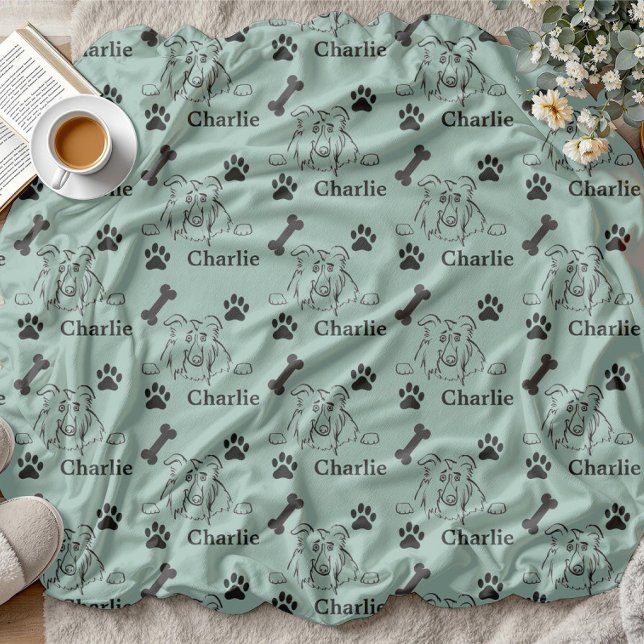 Dog Blanket with Name paws  gifts for dog lovers Fleecefilt (Skapare uppladdad)
