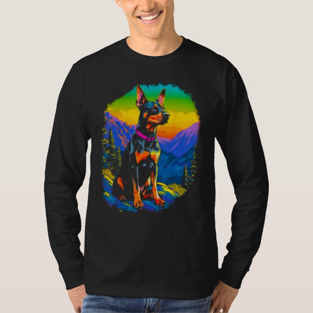 Dog Doberman Pinscher Hike T Shirt (Framsida)