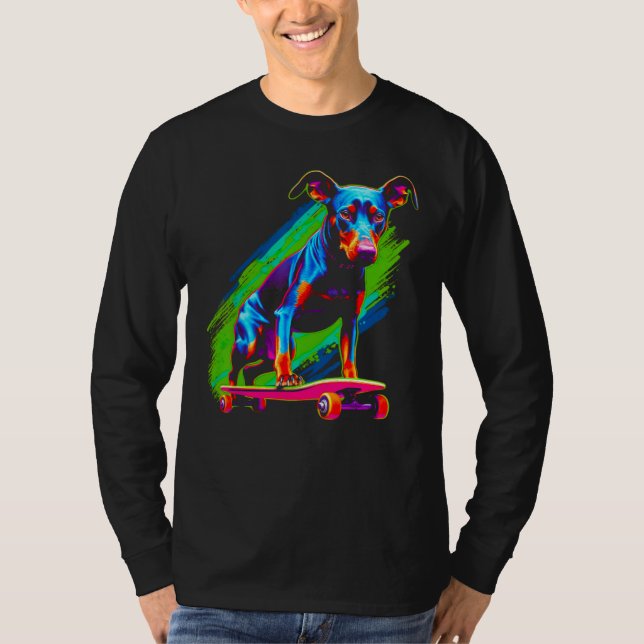 Dog Doberman Pinscher Skateboard T Shirt (Framsida)