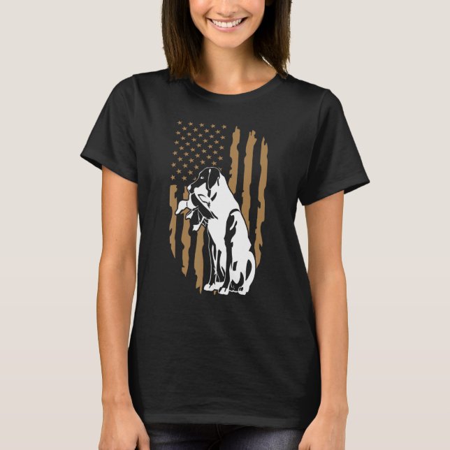 Dog Duck Hunting American Flag T Shirt (Framsida)